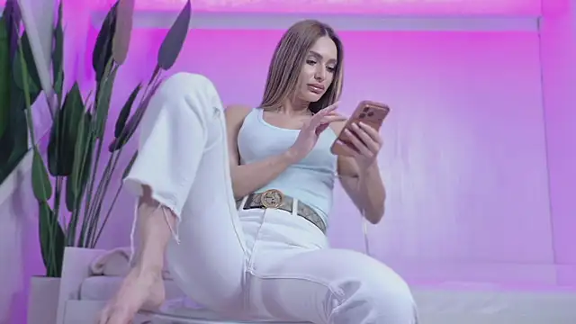 Snapshot of KaseyQuinn_ chatting on May 6, 2026, 7:40 pm KaseyQuinn online show from May 6, 2026, 7:40 pm