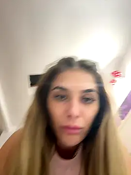 KaseyQuinn  online show from September 16, 2025, 7:26 pm