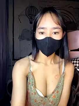 TiNa 04 online show from November 16, 2025, 11:41 pm