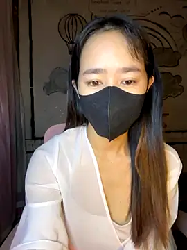 TiNa 04 online show from October 26, 2025, 11:49 pm