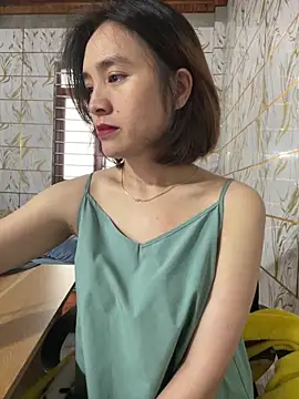 Lyzizi lovely09 online show from November 3, 2025, 2:39 am