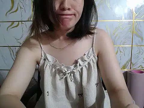 Snapshot of Lyzizi_lovely09 chatting on June 21, 2026, 4:18 am Lyzizi lovely09 online show from June 21, 2026, 4:18 am