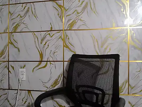 Lyzizi lovely09 online show from November 20, 2025, 9:43 am