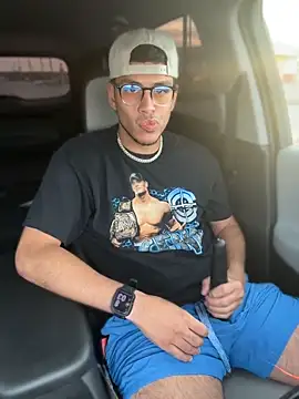 StrokingDaddy4 online show from May 17, 2026, 1:05 am