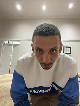 Yastos online show from April 29, 2026, 9:54 pm