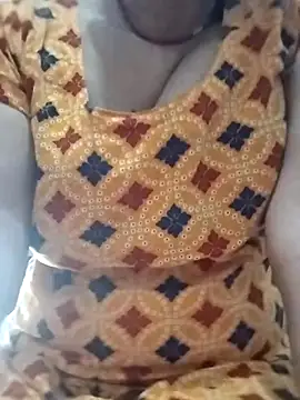 rani8008 online show from February 27, 2026, 2:01 am