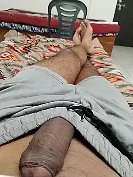 themasklover online show from February 13, 2026, 5:24 pm