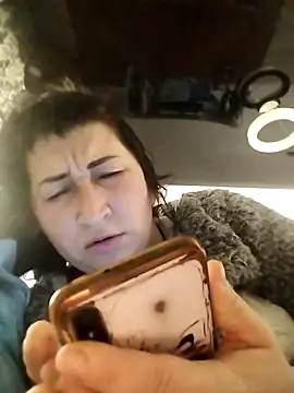 Snapshot of Funny_Karina chatting on November 25, 2025, 7:08 am Funny Karina online show from November 25, 2025, 7:08 am