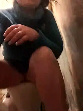 Snapshot of Funny_Karina chatting on February 3, 2026, 6:33 am Funny Karina online show from February 3, 2026, 6:33 am