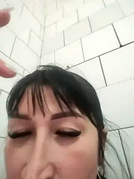 Snapshot of Funny_Karina chatting on January 5, 2026, 6:33 pm Funny Karina online show from January 5, 2026, 6:33 pm