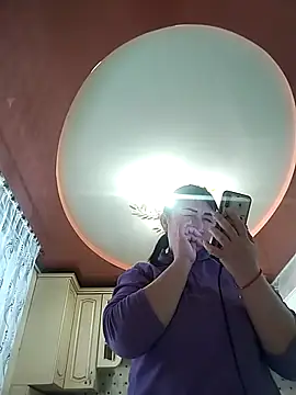 Snapshot of Funny_Karina chatting on February 24, 2026, 8:37 am Funny Karina online show from February 24, 2026, 8:37 am