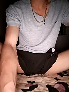 Snapshot of tyteo1010 chatting on February 14, 2026, 3:23 pm tyteo1010 online show from February 14, 2026, 3:23 pm