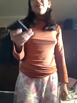 missapril0101 online show from June 11, 2026, 6:49 pm