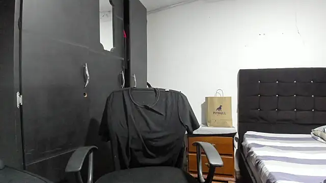 Ryan xc1 online show from April 9, 2026, 3:08 am