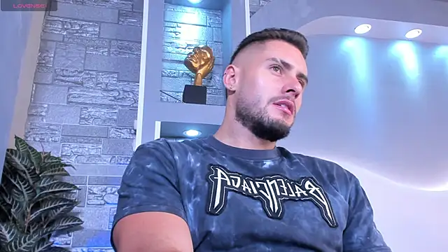 dominic de luca online show from April 6, 2026, 2:18 am