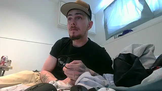 Snapshot of youngblondetwink chatting on February 18, 2026, 6:59 pm youngblondetwink online show from February 18, 2026, 6:59 pm