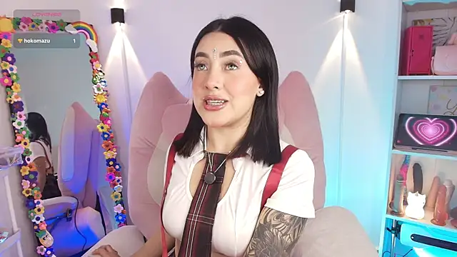 justonecute online show from April 1, 2026, 3:30 am