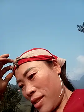 CoMay003 online show from January 13, 2026, 1:42 am