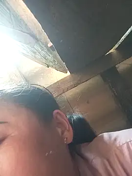 CoMay003 online show from April 8, 2026, 3:30 am