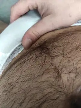 hansvonerotic1 online show from April 27, 2026, 2:26 pm