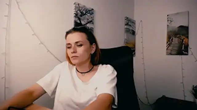 PeppyMia online show from July 14, 2026, 10:27 pm