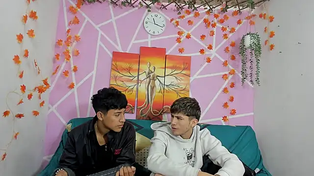 Snapshot of sebas_boys577 chatting on October 13, 2025, 1:34 pm sebas boys577 online show from October 13, 2025, 1:34 pm