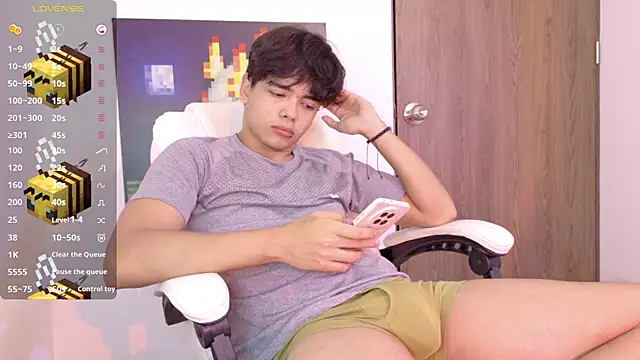 an drew18 online show from January 16, 2026, 1:04 pm