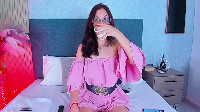 Laura Ivy online show from March 11, 2026, 1:05 pm