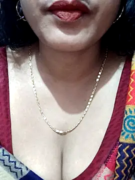 spicysuhana online show from December 1, 2025, 11:05 pm