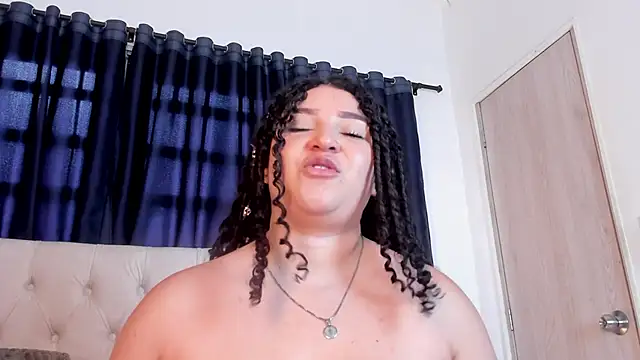 cristhi esterling online show from November 3, 2025, 12:09 pm