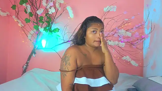 Snapshot of Cristal_hott1 chatting on February 11, 2026, 9:31 am Cristal hott1 online show from February 11, 2026, 9:31 am