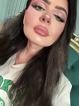 solaradevitta888 online show from February 5, 2026, 4:19 am