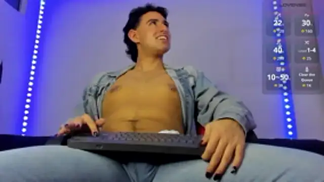 Alexxx savage online show from November 12, 2025, 4:27 am