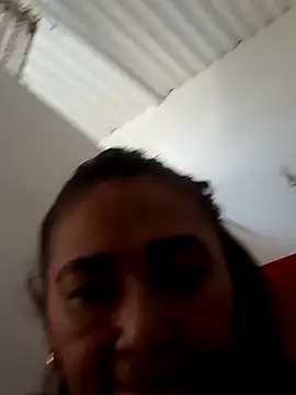 linda luna29 online show from November 2, 2025, 4:23 pm