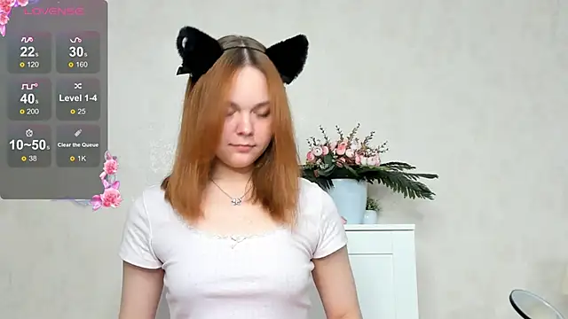 roxydolll online show from September 14, 2025, 2:34 am