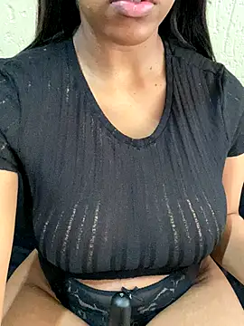 Snapshot of Sipsdoll chatting on September 29, 2025, 8:32 am Sipsdoll online show from September 29, 2025, 8:32 am