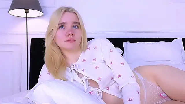 Snapshot of ANNABELLE_LU chatting on November 5, 2025, 2:25 am ANNABELLE LU online show from November 5, 2025, 2:25 am