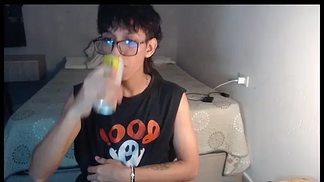 Snapshot of sung_yol chatting on September 9, 2025, 1:49 am sung yol online show from September 9, 2025, 1:49 am