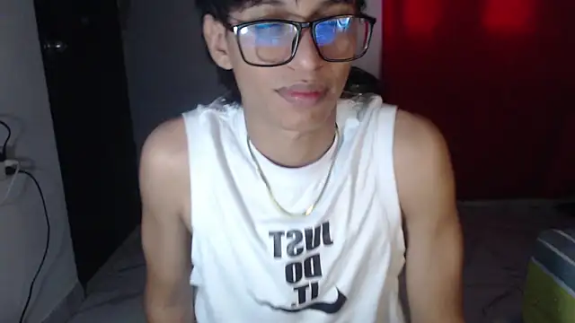 Snapshot of sung_yol chatting on October 3, 2025, 9:38 pm sung yol online show from October 3, 2025, 9:38 pm