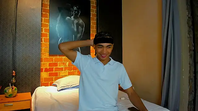 AlanCutee online show from November 15, 2025, 11:25 am