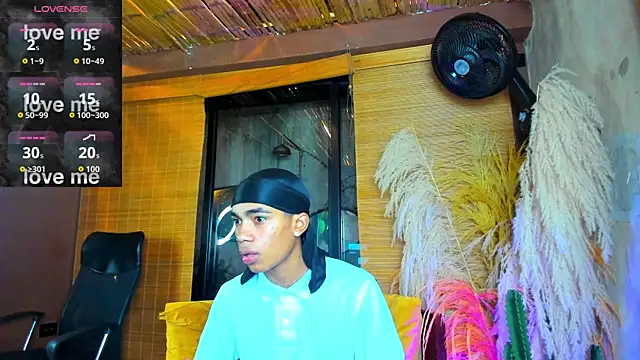 AlanCutee online show from January 9, 2026, 11:17 am