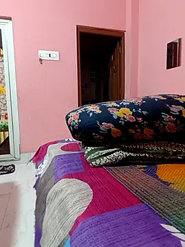 Cute-Swewty online show from June 1, 2026, 2:39 pm