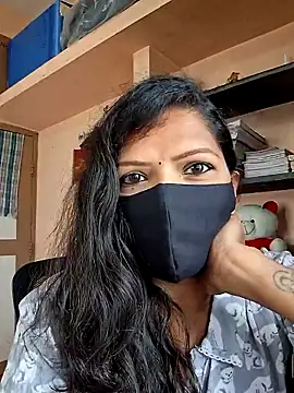 Snapshot of Tamil_Dharani chatting on February 2, 2026, 6:56 am Tamil Dharani online show from February 2, 2026, 6:56 am