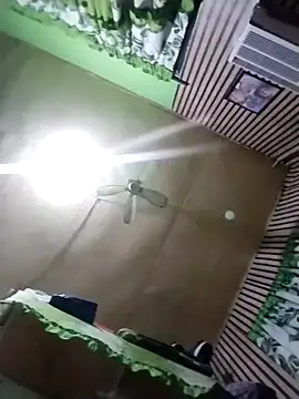 Metch143 online show from April 24, 2026, 6:43 pm