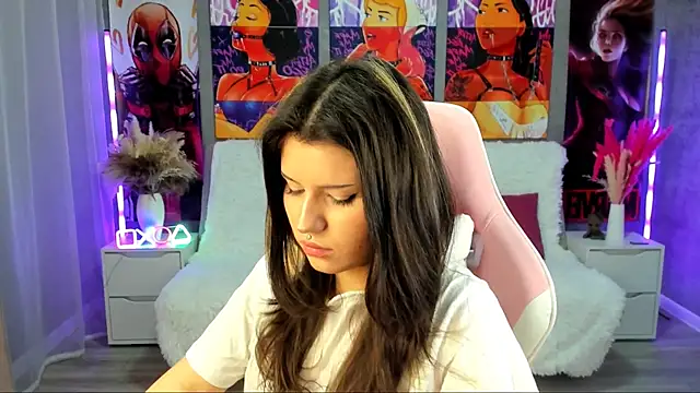 Snapshot of AnoraDark chatting on November 24, 2025, 1:00 pm AnoraDark online show from November 24, 2025, 1:00 pm