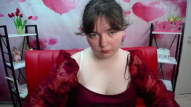 Snapshot of NeonilaLisova chatting on July 19, 2026, 5:49 am NeonilaLisova online show from July 19, 2026, 5:49 am