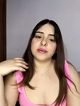 Nahomy cm online show from September 29, 2025, 11:43 pm