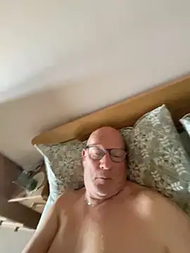 philefc online show from April 9, 2026, 6:19 am