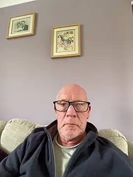 philefc online show from February 2, 2026, 2:05 pm