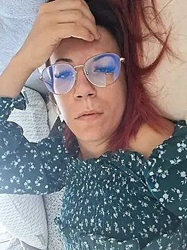 Snapshot of Anayssa_ chatting on September 16, 2025, 10:27 am Anayssa online show from September 16, 2025, 10:27 am